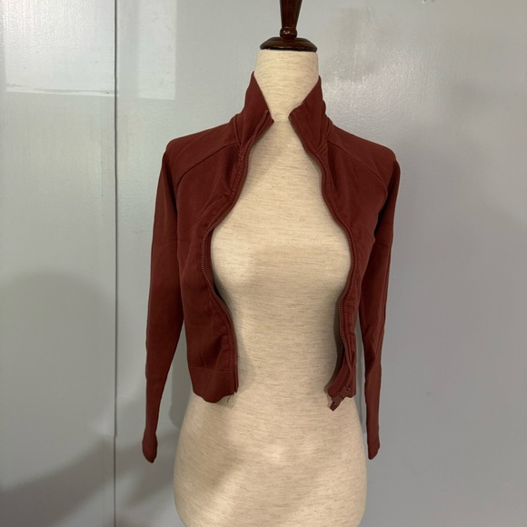 Fabletics Activewear Workout Top Size Small - Picture 3 of 8